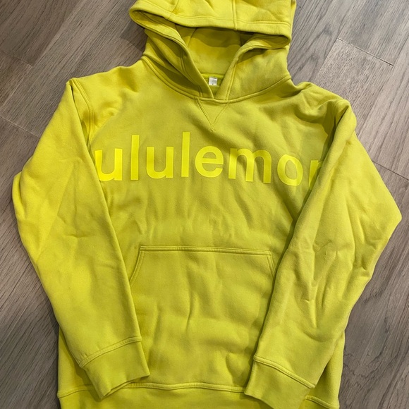 lululemon athletica Tops - Lululemon pullover hoodie